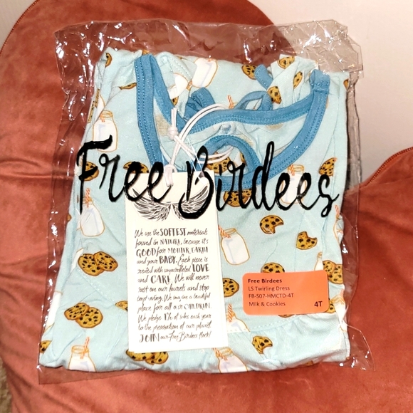 Free Birdees Other - Free Birdees 4t Twirling dress BNIB milk & cookies